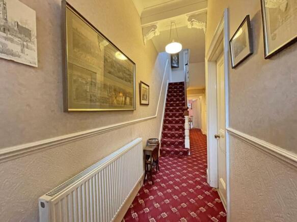 Gifford Terrace Road 68 Entrance Hall 1.jpg