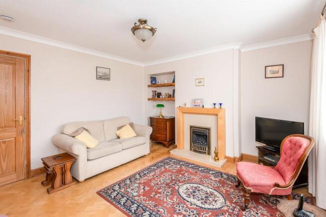 Lounge: