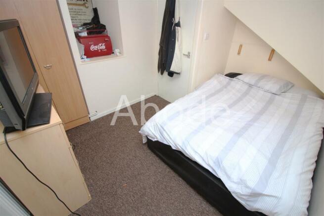 3 bed House to rent Image 4