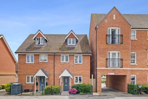 Ref: SB - Webber Street, Westvale Park, RH6 8NQ