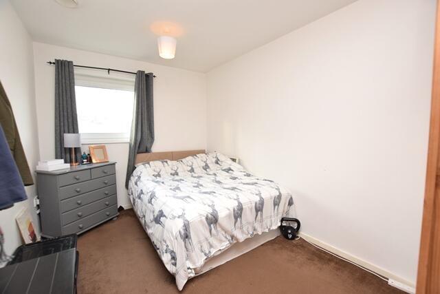 1 bed Apartment to rent Image 4