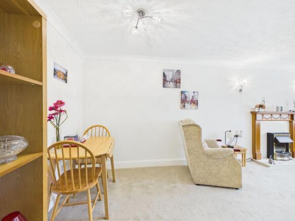 Black Moss Lane, Hillside Court Black Moss Lane, L39 photo 4