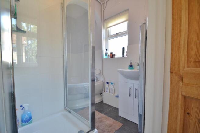 Bath/Showeroom