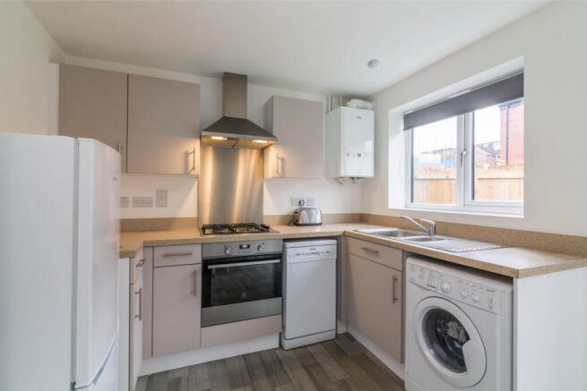 2 bedroom end terrace house