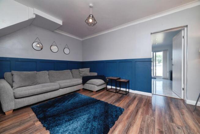 3 bed Terraced for sale Image 5