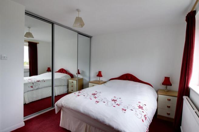 Bedroom 2 (Double)