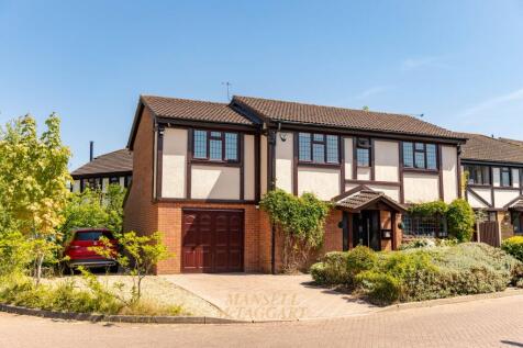 Knighton Close, Crawley, RH10