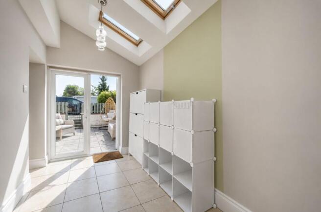 3 bed Terraced for sale Image 6