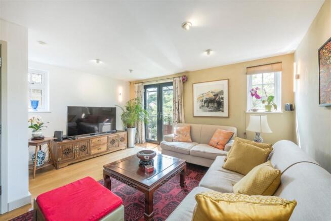 Grove Park Road, W4 - FOR SALE