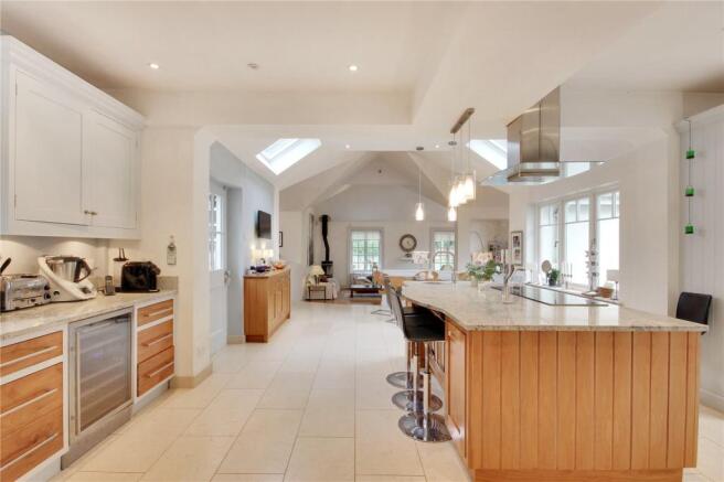 Kitchen/Breakfast Rm