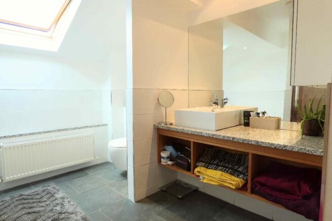 Upper Bathroom
