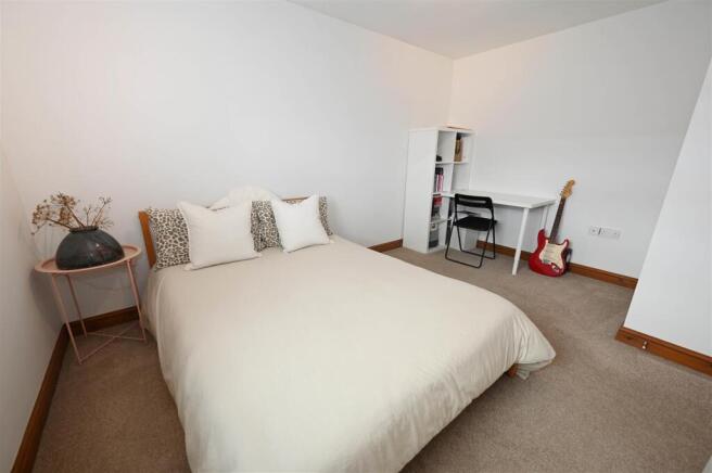 3 bed Detached for sale Image 10