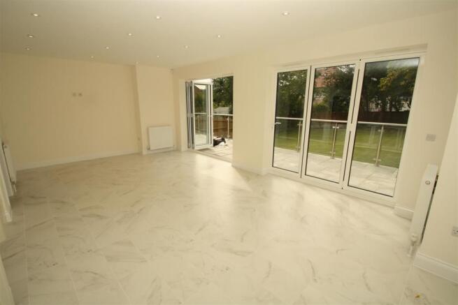 Family room.JPG
