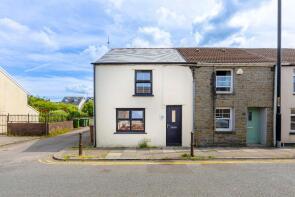 19, High Street, Treharris CF46 6EU