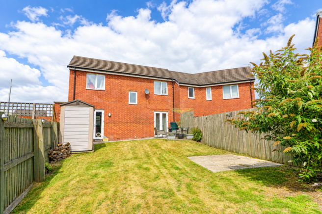 2 bed Semi-Detached for sale Image 11