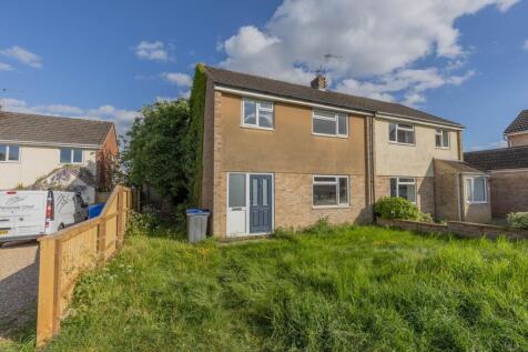 White Lion Park, Malmesbury, SN16
