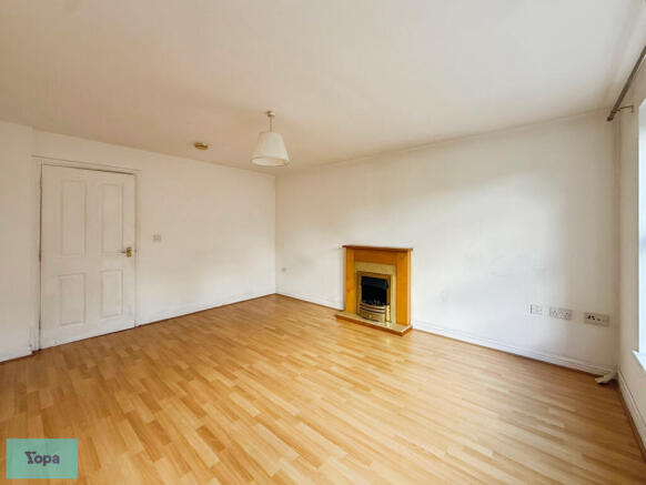 2 bed Apartment for sale Image 5