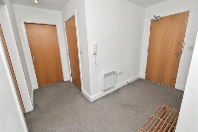2 bed Apartment for sale Image 12