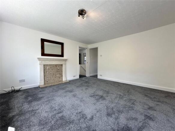 1 bed Apartment to rent Image 5