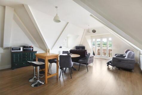 Junction Road, Dorking, Surrey, RH4