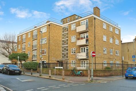 Battersea High Street, Battersea, London, SW11