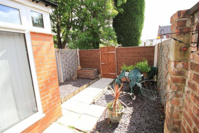 Rear garden.jpg