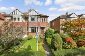 6, Stewards Green Road, Epping CM16 7BX