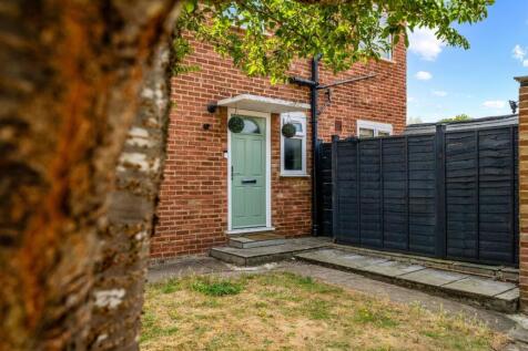 Vernon Close, Epsom, KT19