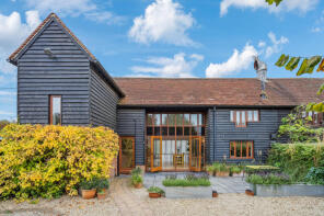 Elm Barn, Stert Road, Kingston Blount, Chinnor OX39 4SB