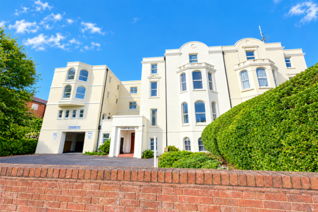 1-bed flat on Broadwater Road, Worthing, BN14, £120,000