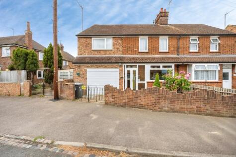 Honey Hill Gardens, Bedford, Bedfordshire, MK40