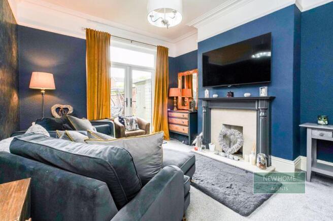 6 bed Semi-Detached for sale Image 8
