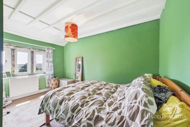 3 bed Terraced for sale Image 9