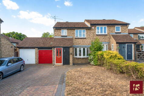 Wargrove Drive, College Town, Sandhurst, GU47 0DU