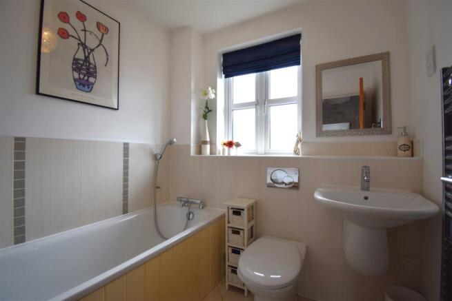 Bathroom.JPG