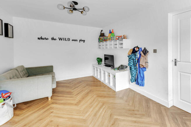 Orama Avenue, WHITWORTH, OL12 8ED photo 4