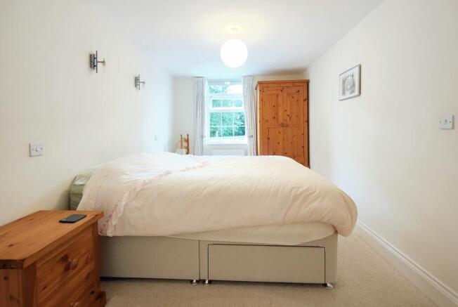 4 Bedrooms