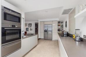 41, Broomhouse Lane, London SW6 3DP
