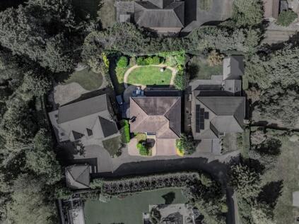 Bramhall Lane South, Bramhall, SK7