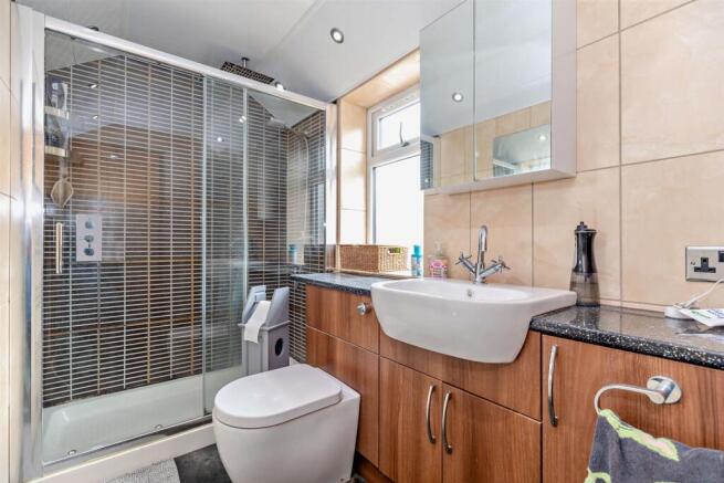 2 bed Terraced for sale Image 11