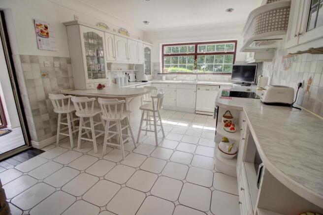 KitchenBreakfast Room