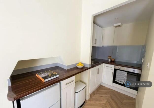 Studio Kitchen