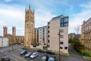 Flat 2/6, 10, Park Circus Place, Glasgow G3 6AN