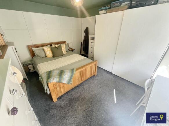 Bed1