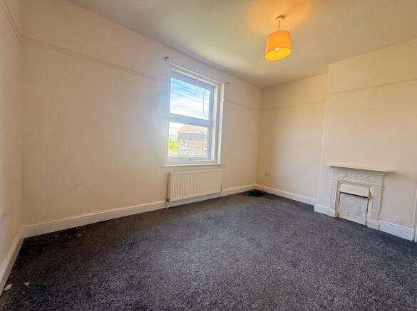 3 bed Terraced for sale Image 6