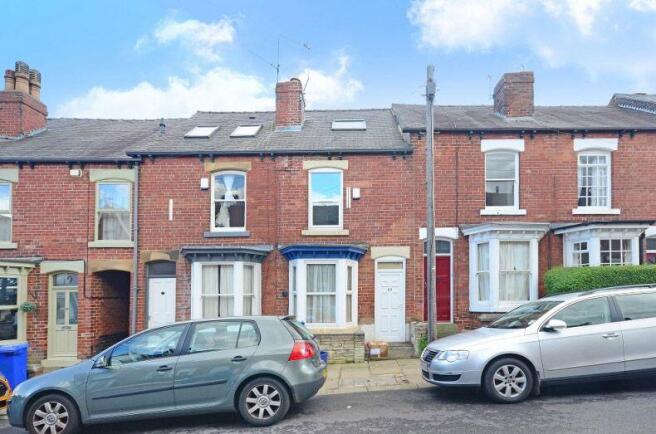 3 bed House Share to rent Image 7