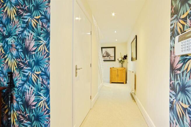 4 bed End of Terrace for sale Image 9