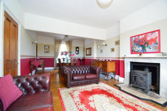 Living/Dining Room