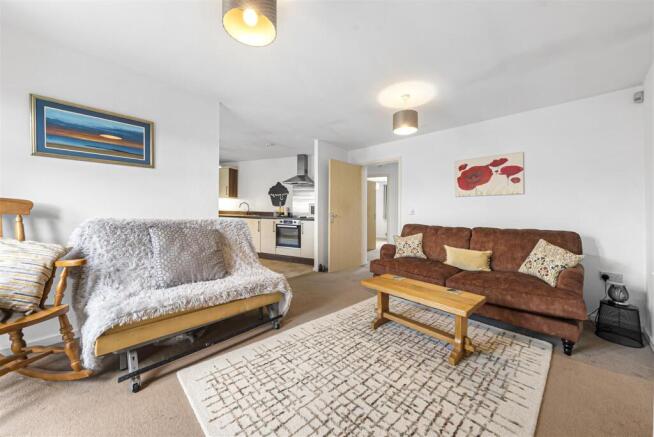 2 bed Apartment for sale Image 8