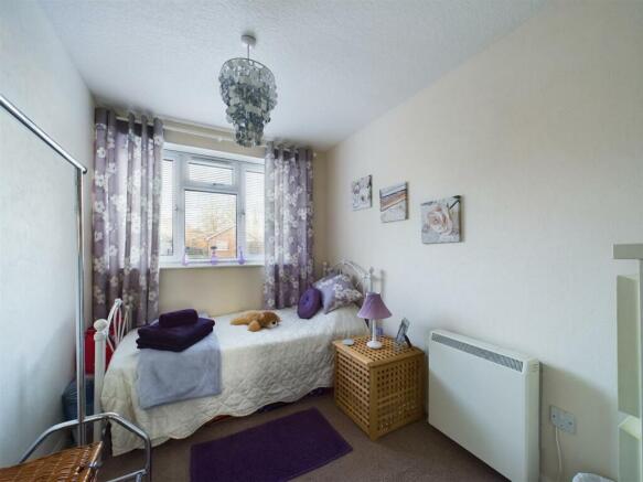 Bedroom: